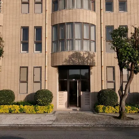 公寓 Cozy Front With Rooftop