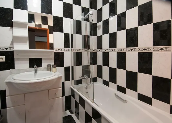 Cozy Front With Rooftop * Vila do Conde