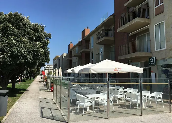 Cozy Front With Rooftop Appartamento