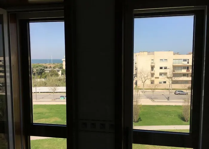 Cozy Front With Rooftop Appartamento