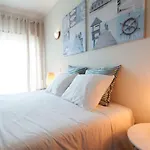 Apartman Cozy Front With Rooftop Vila do Conde