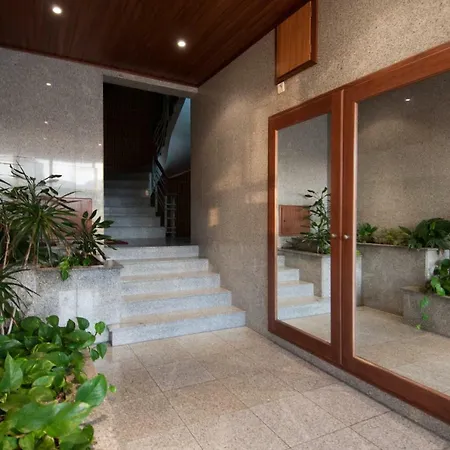 Daire Cozy Front With Rooftop *