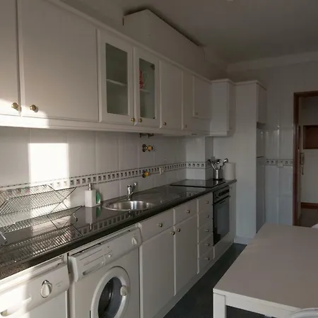 Daire Cozy Front With Rooftop Vila do Conde