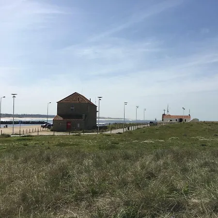 Cozy Front With Rooftop * Vila do Conde