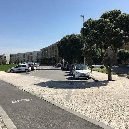 Apartament Cozy Front With Rooftop