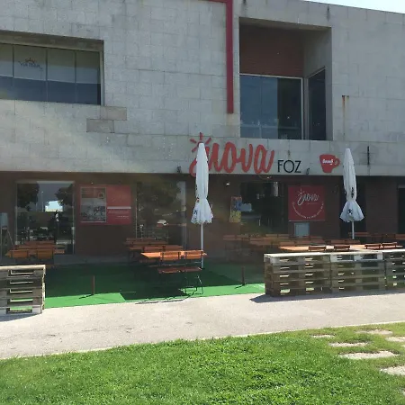 Apartament Cozy Front With Rooftop