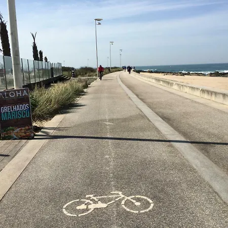 Apartament Cozy Front With Rooftop