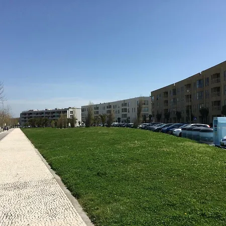 Daire Cozy Front With Rooftop Vila do Conde