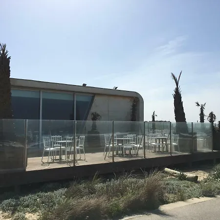 Cozy Front With Rooftop Daire *