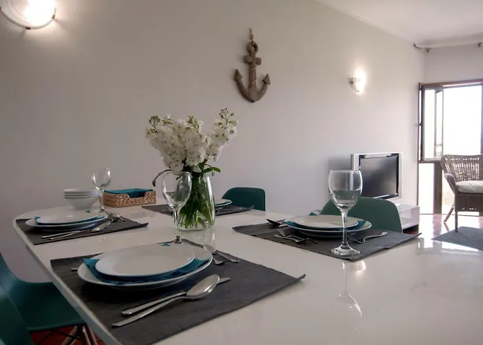 Cozy Front With Rooftop Διαμέρισμα