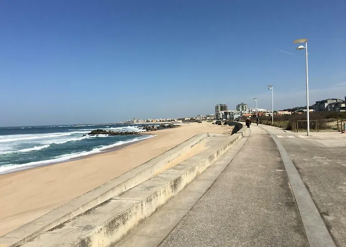 Cozy Front With Rooftop Διαμέρισμα *