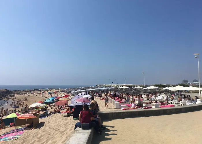 Διαμέρισμα Cozy Front With Rooftop *